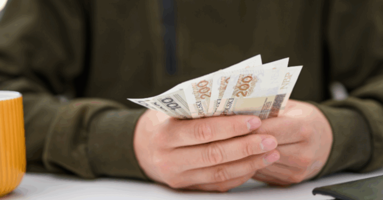 Money Lender: Understanding How Money Lending Works and How to Choose the Right One